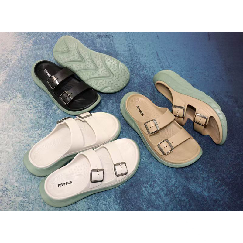 1761644451336521.jpg 雅购特拖鞋