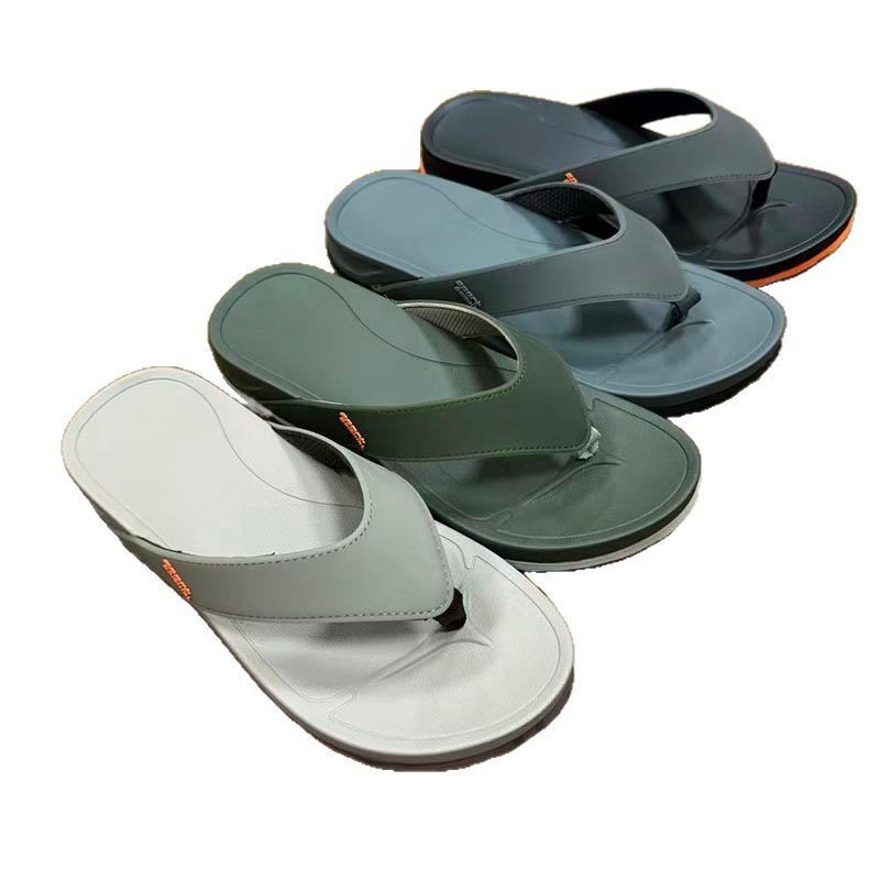 1761717008498236.jpg 雅购特拖鞋