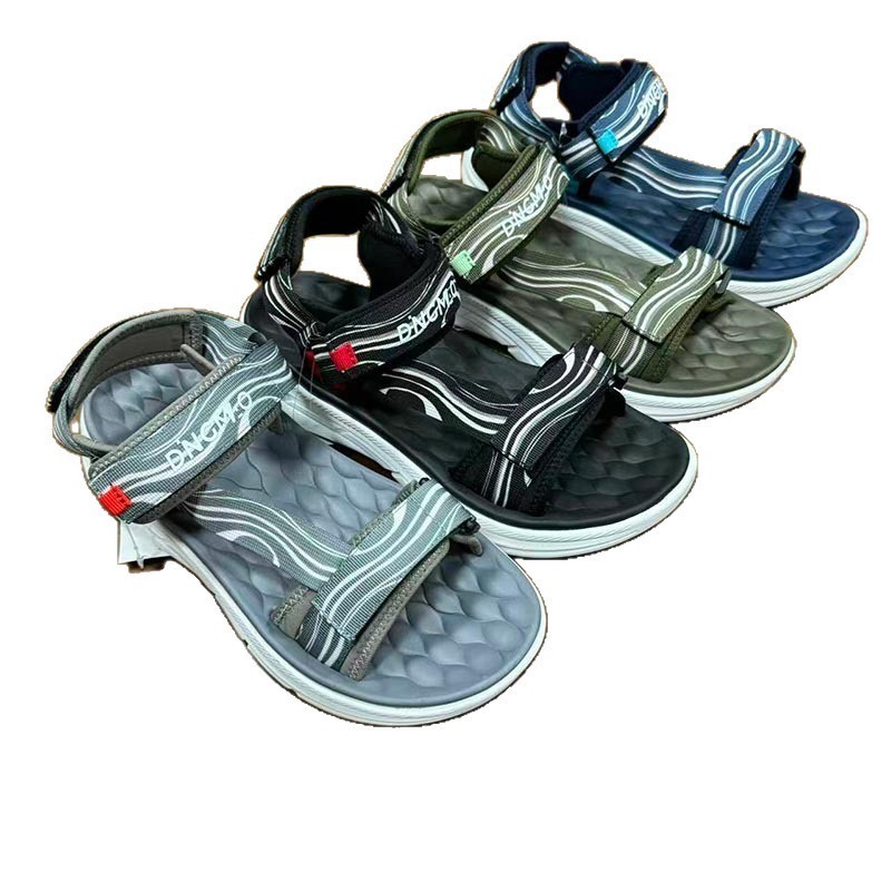 1761720118879430.jpg 雅购特拖鞋