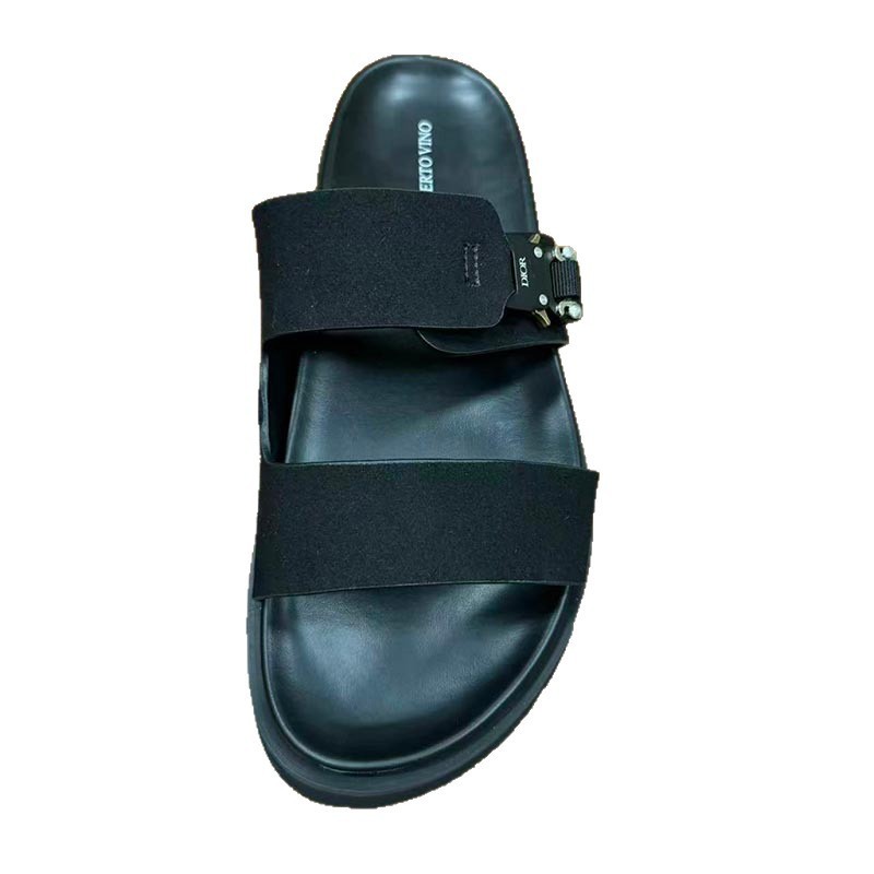 1761727629618508.jpg 雅购特拖鞋