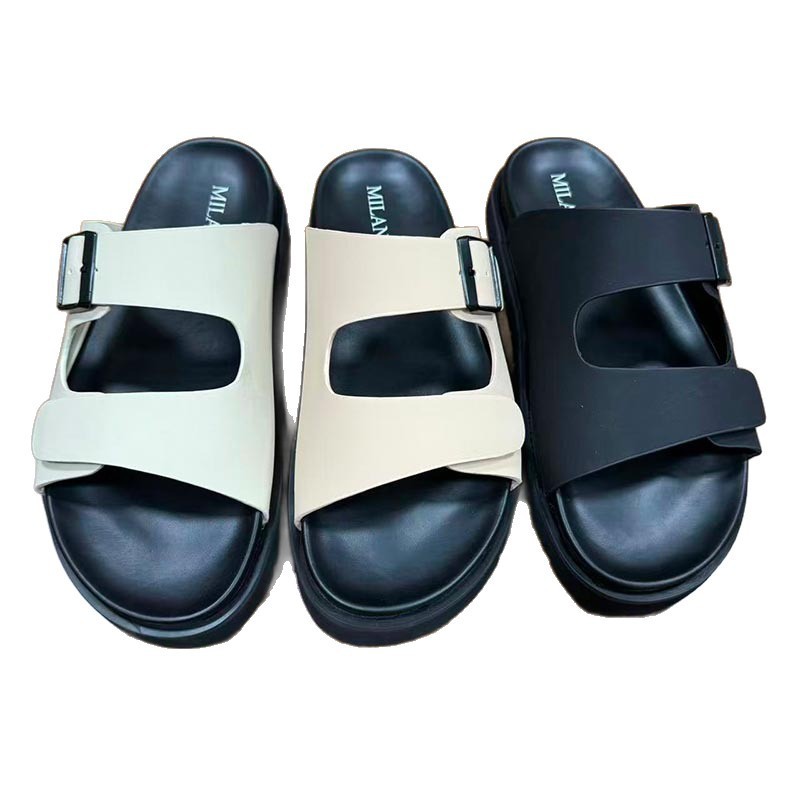 1761727723884090.jpg 雅购特拖鞋