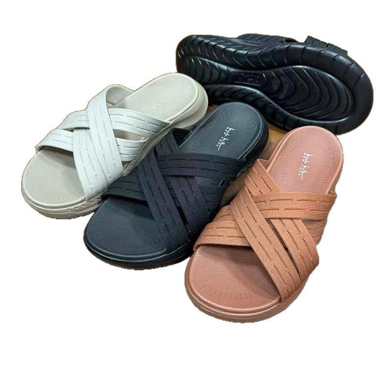 1761729971956701.jpg 雅购特拖鞋