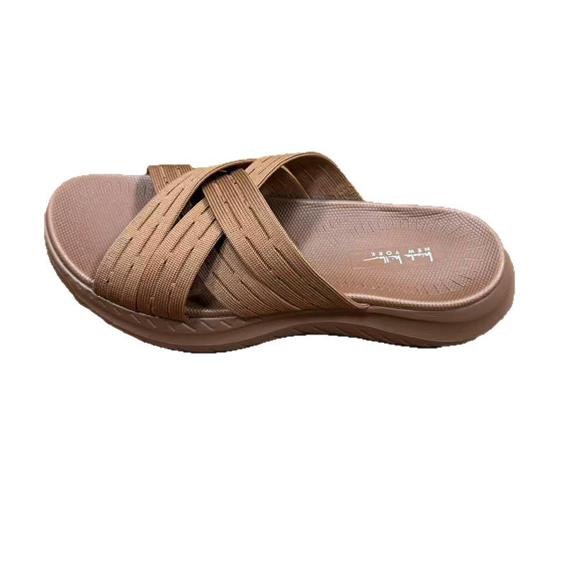 1761729992484142.jpg 雅购特拖鞋