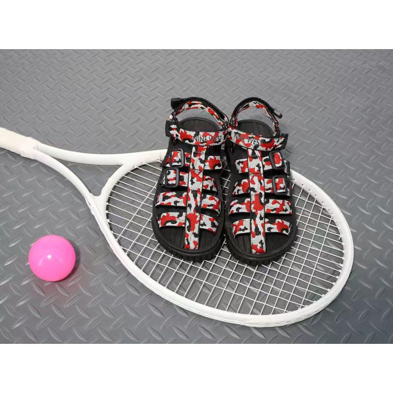 1761788401205878.jpg 雅购特拖鞋