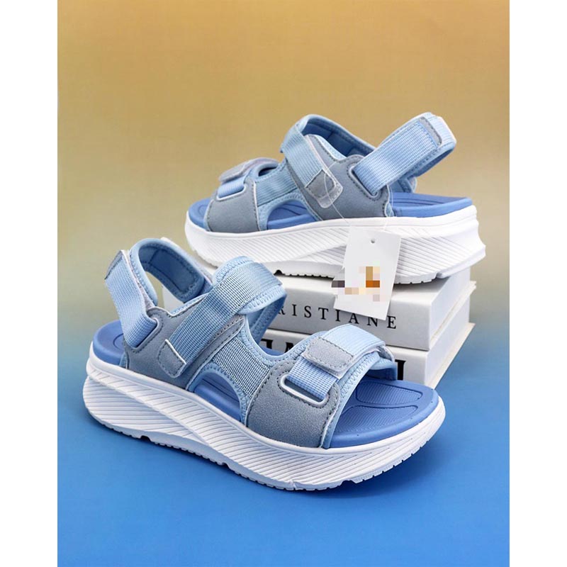 1761788498976399.jpg 雅购特拖鞋