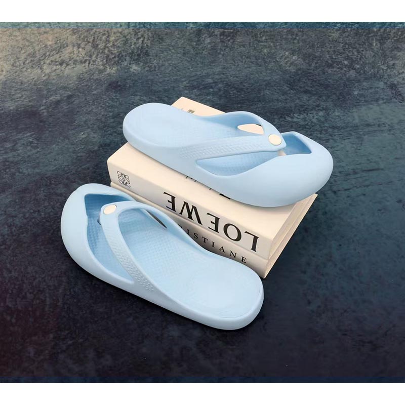 1761795754198815.jpg 雅购特拖鞋