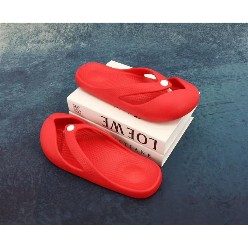 1761795754954905.jpg 雅购特拖鞋