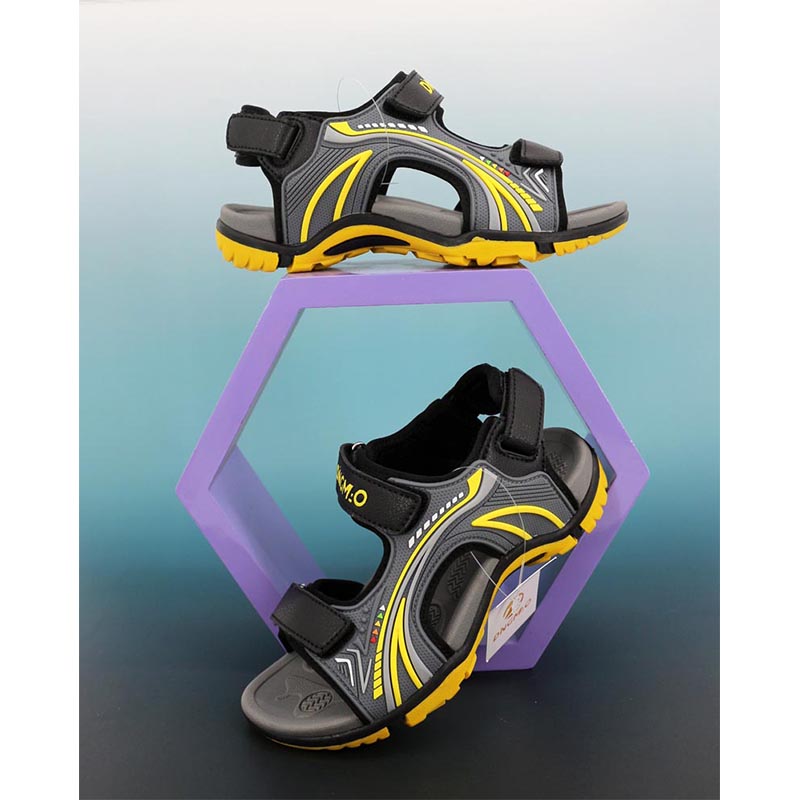 1761803385163423.jpg 雅购特拖鞋