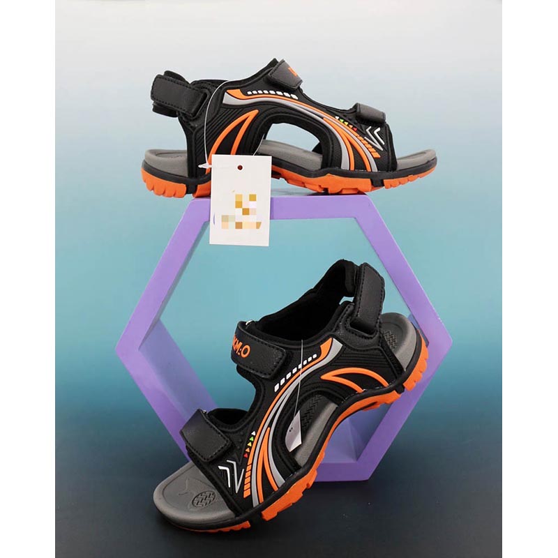 1761803385182249.jpg 雅购特拖鞋