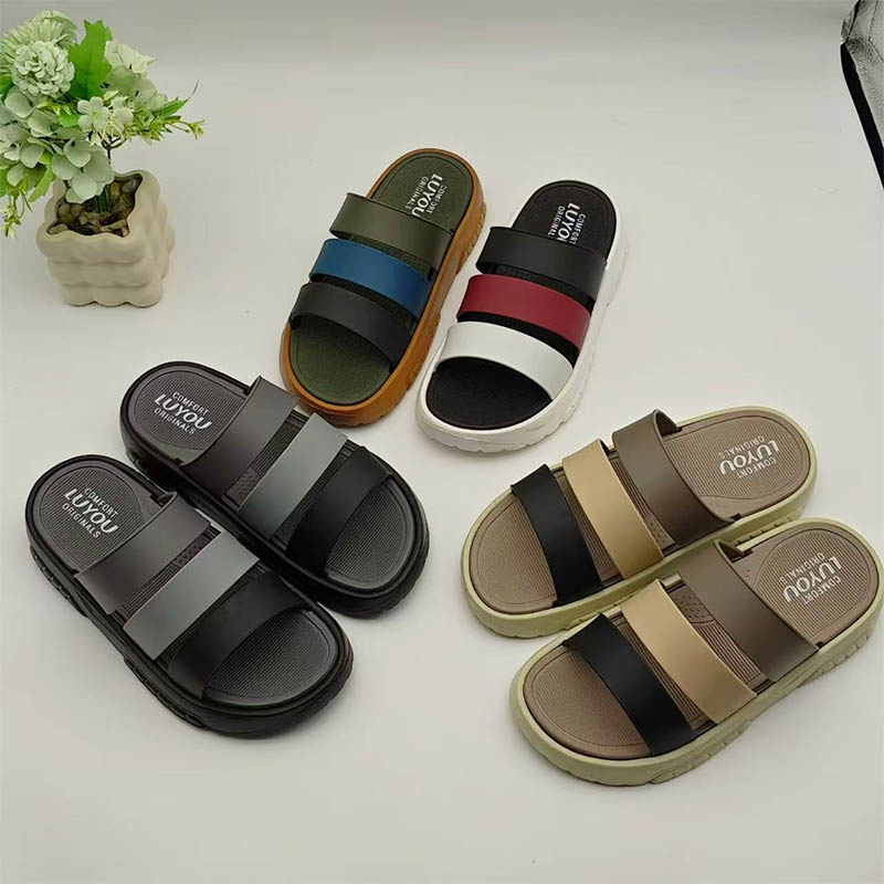 1761810309151064.jpg 雅购特拖鞋