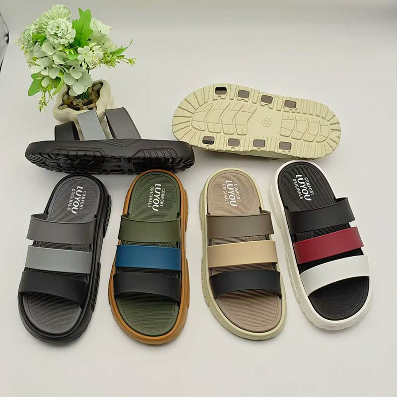 1761810309438709.jpg 雅购特拖鞋