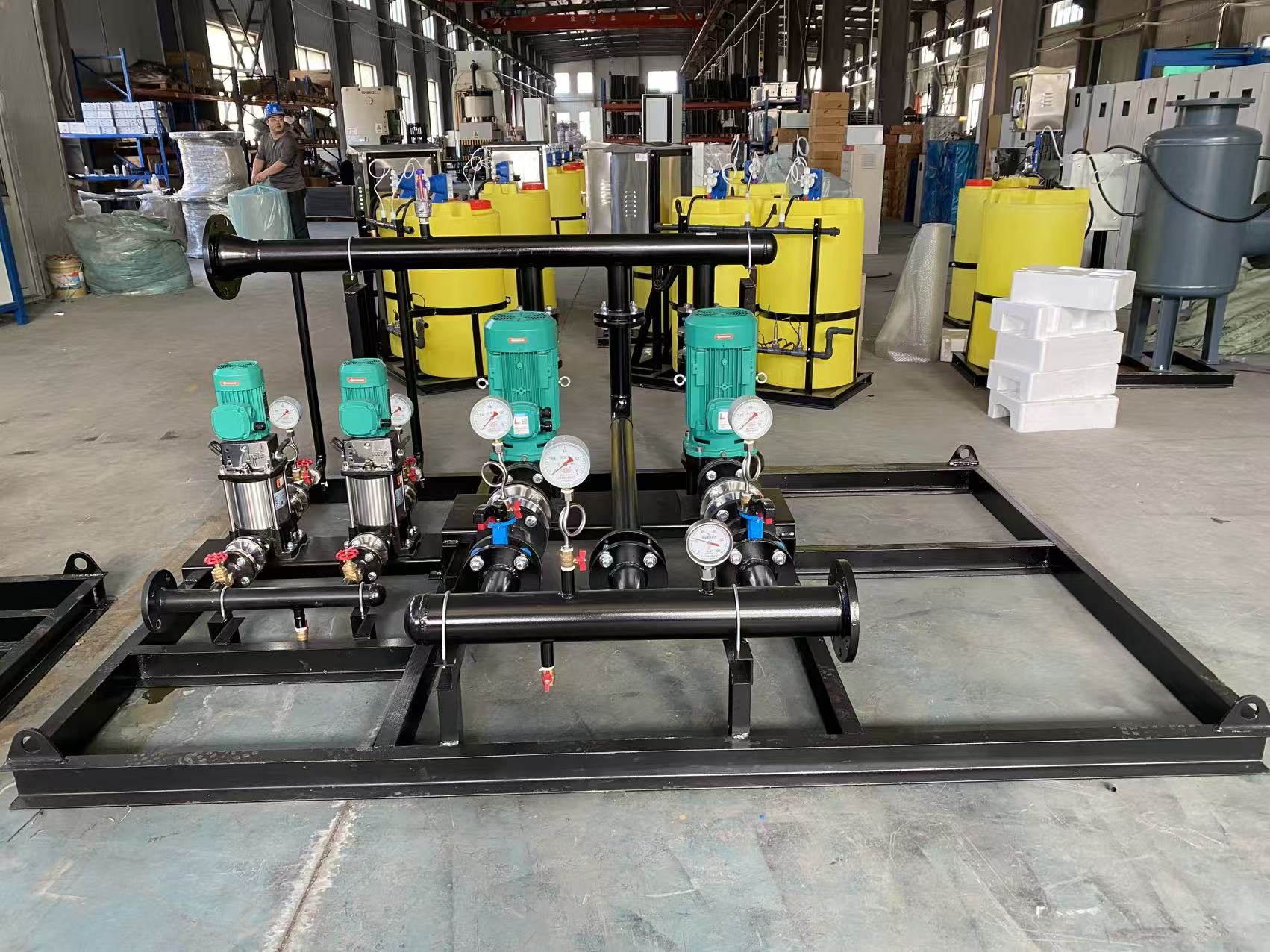 1762324190801713.jpg 供水机组