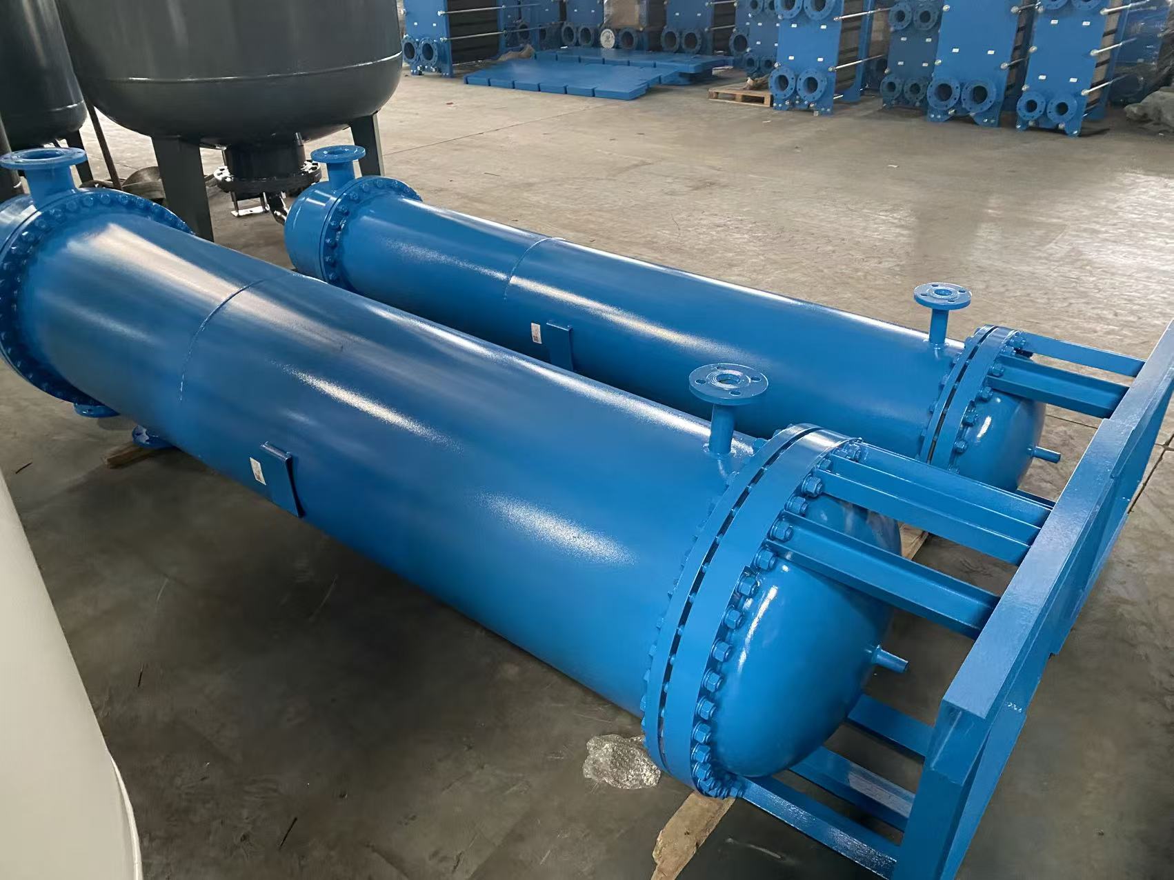 1762324305628092.jpg 管壳式换热器