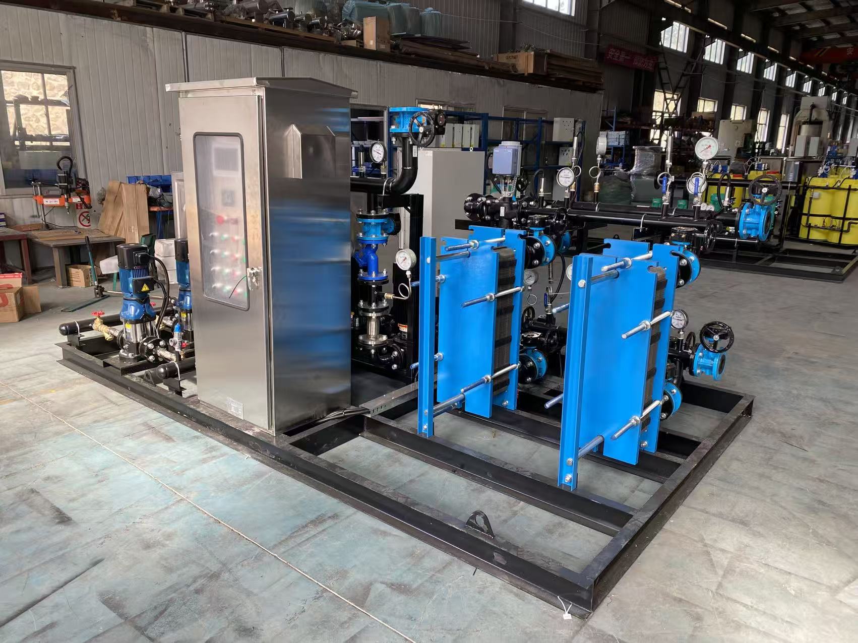 1762324430579325.jpg 换热机组