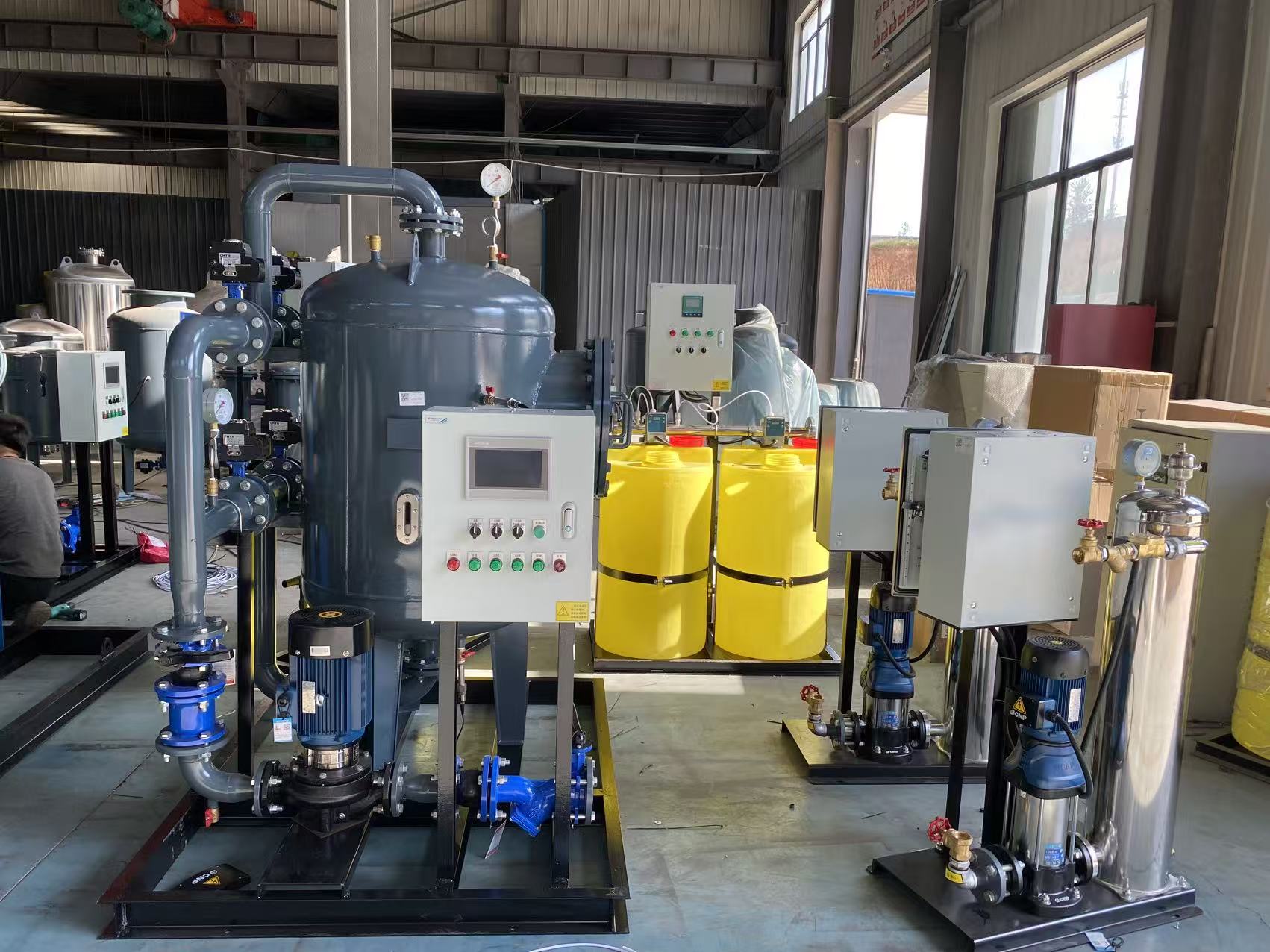 1762325280363440.jpg 石英砂机组