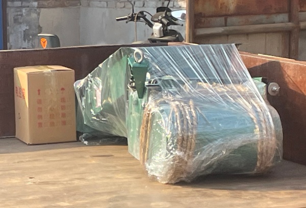 1762332269637872.jpg 给料机