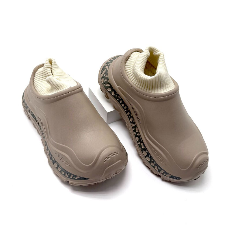 1762390687203689.jpg 雅购特拖鞋