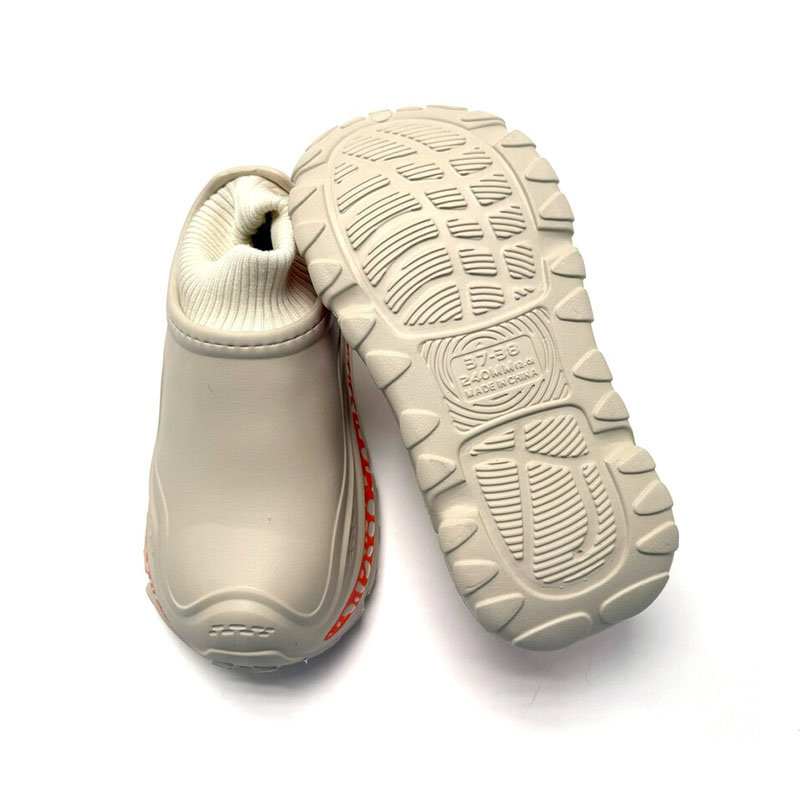 1762390698144847.jpg 雅购特拖鞋