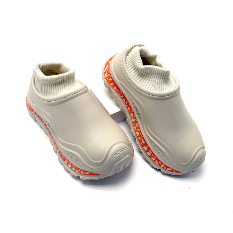 1762390698612968.jpg 雅购特拖鞋