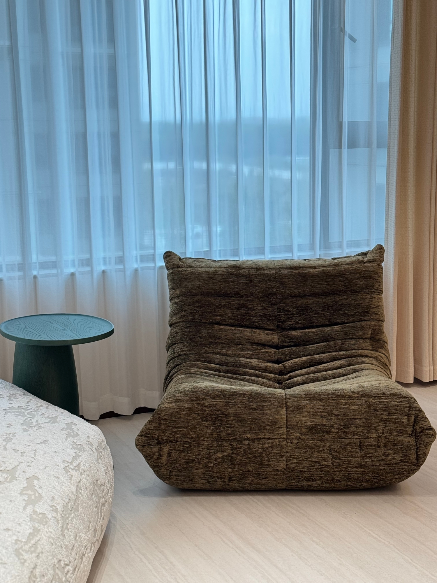 佛山市吉吉菲尚家具有限公司