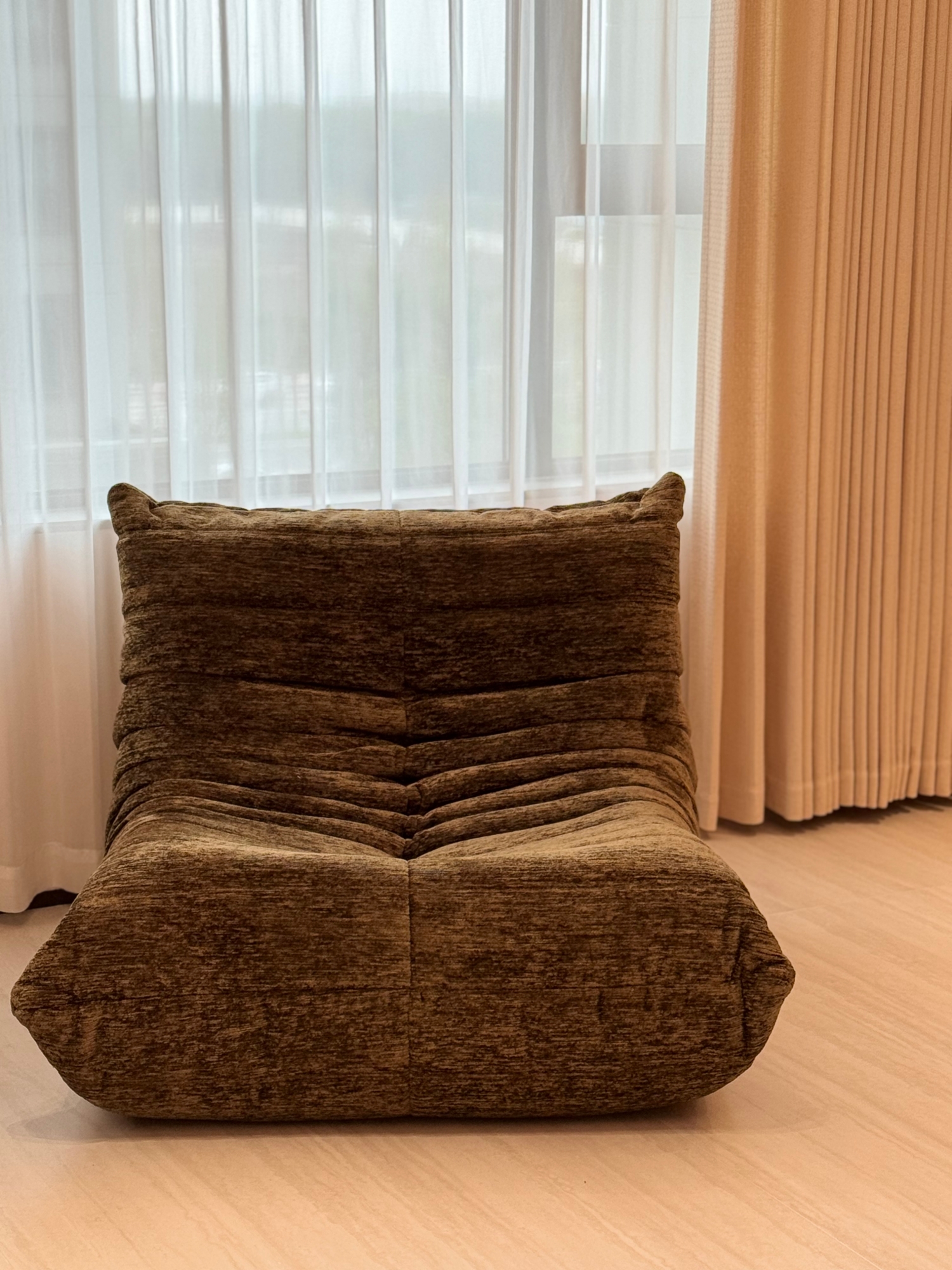 佛山市吉吉菲尚家具有限公司