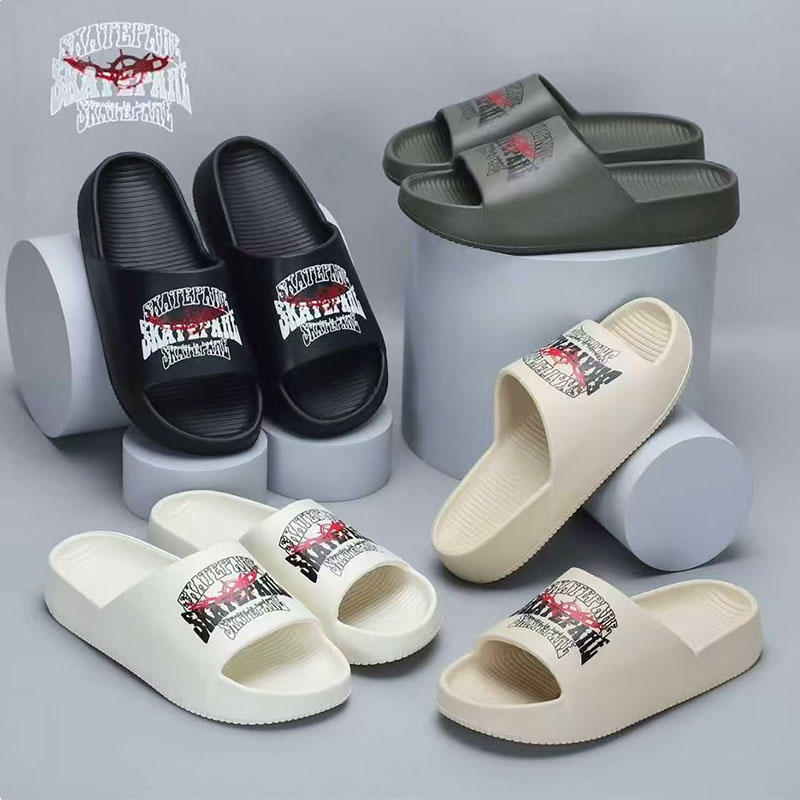 1762928526498792.jpg 雅购特拖鞋