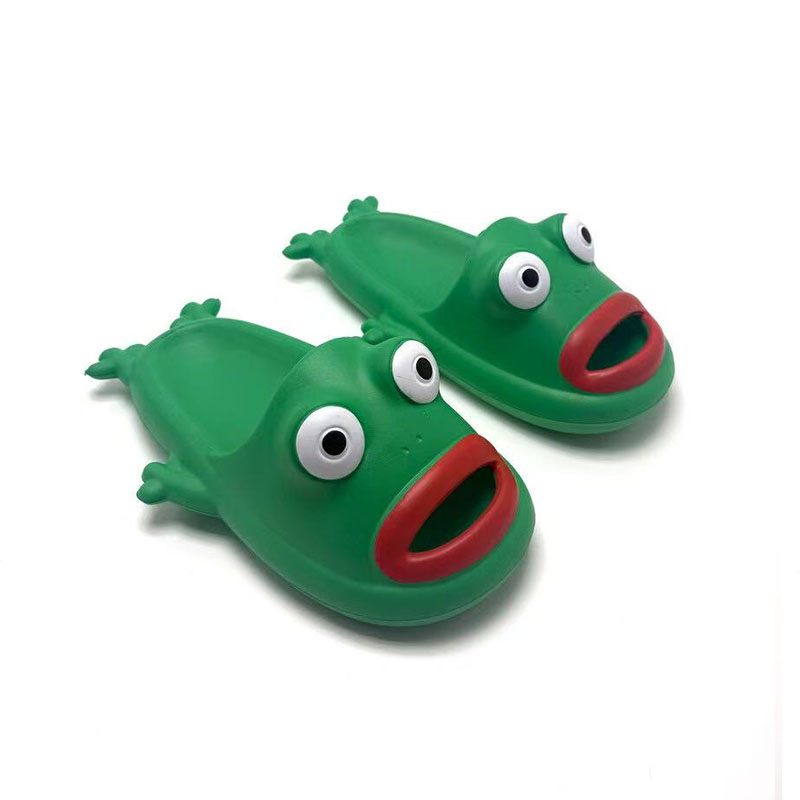 1762929677351975.jpg 雅购特拖鞋