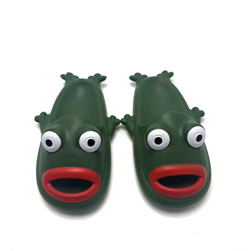 1762929700903368.jpg 雅购特拖鞋