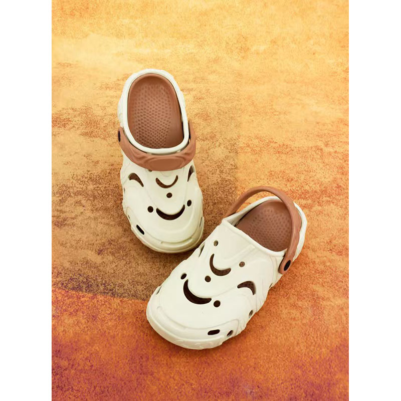 1762935241138566.jpg 雅购特拖鞋