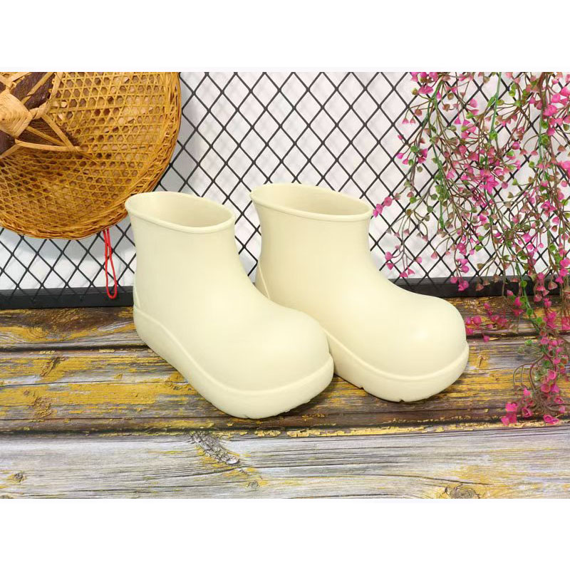 1762937432153391.jpg 雅购特拖鞋