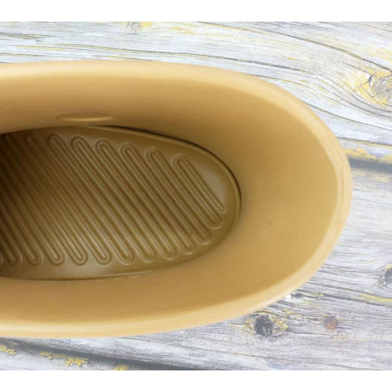 1762937456761870.jpg 雅购特拖鞋