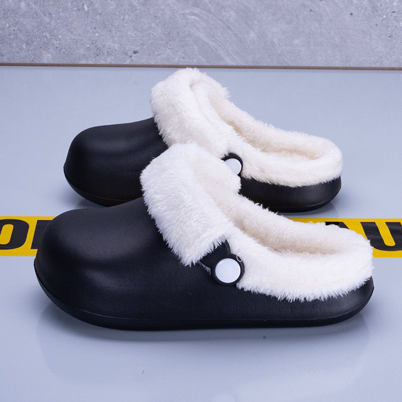 1762938550637085.jpg 雅购特拖鞋