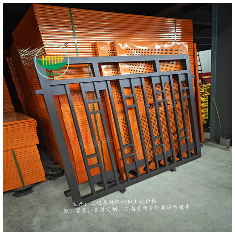 造型围墙栏杆.jpg 锌钢护栏