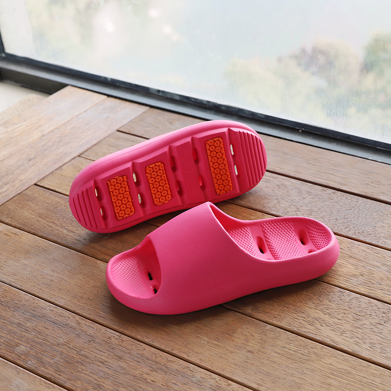 1763020237862525.jpg 雅购特拖鞋