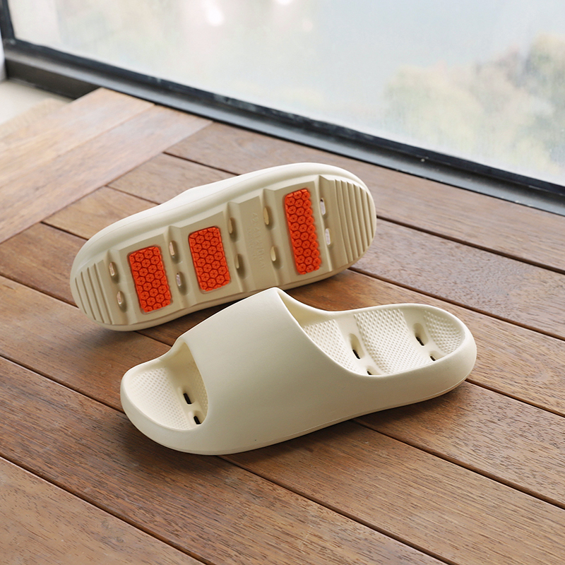 1763020238271675.jpg 雅购特拖鞋