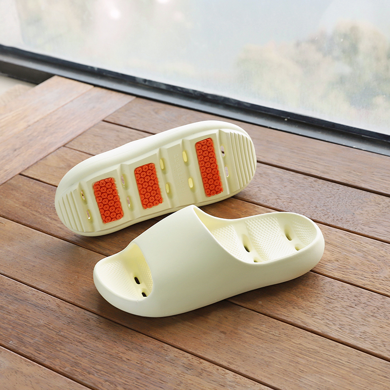 1763020312104240.jpg 雅购特拖鞋