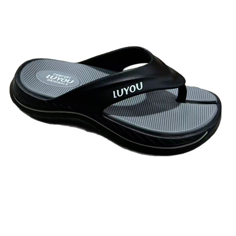 1763112647172957.jpg 雅购特拖鞋