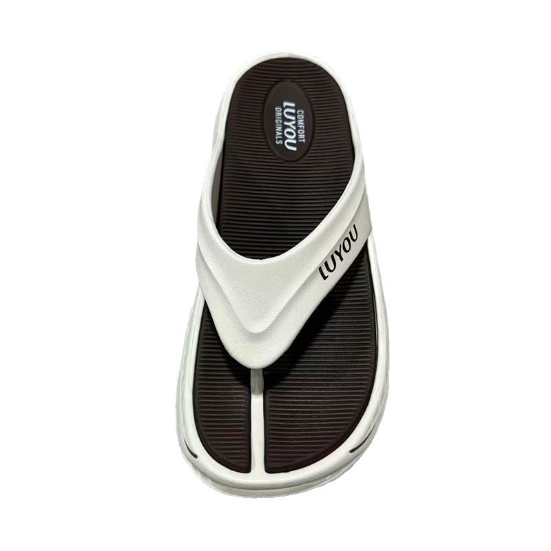 1763112671933923.jpg 雅购特拖鞋