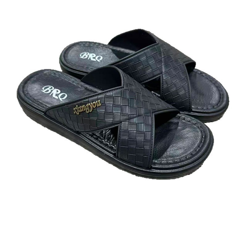 1763112814659935.jpg 雅购特拖鞋