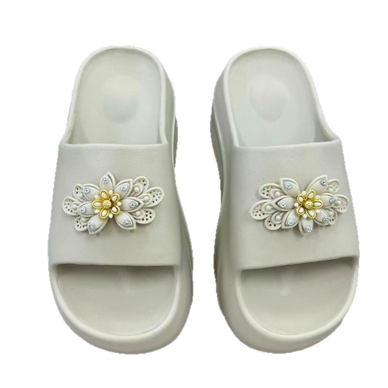 1763435396199187.jpg 雅购特拖鞋