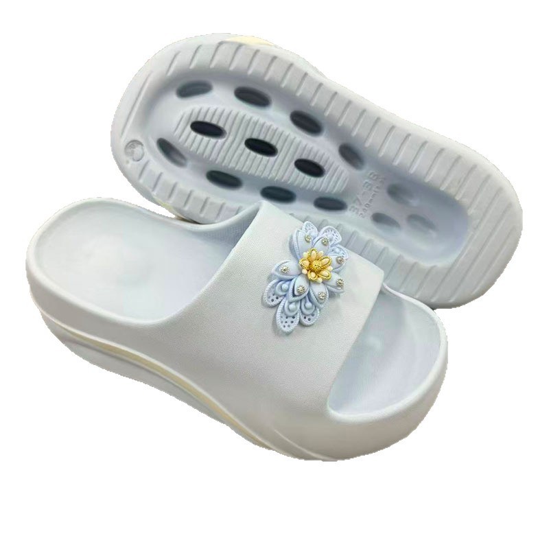 1763435412293237.jpg 雅购特拖鞋