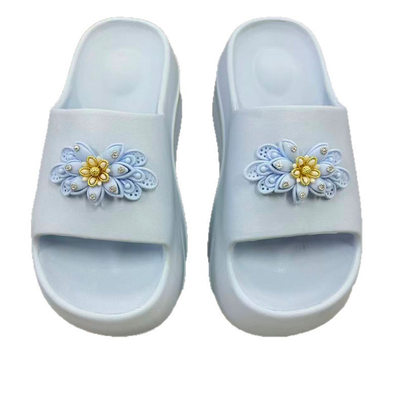 1763435412932927.jpg 雅购特拖鞋