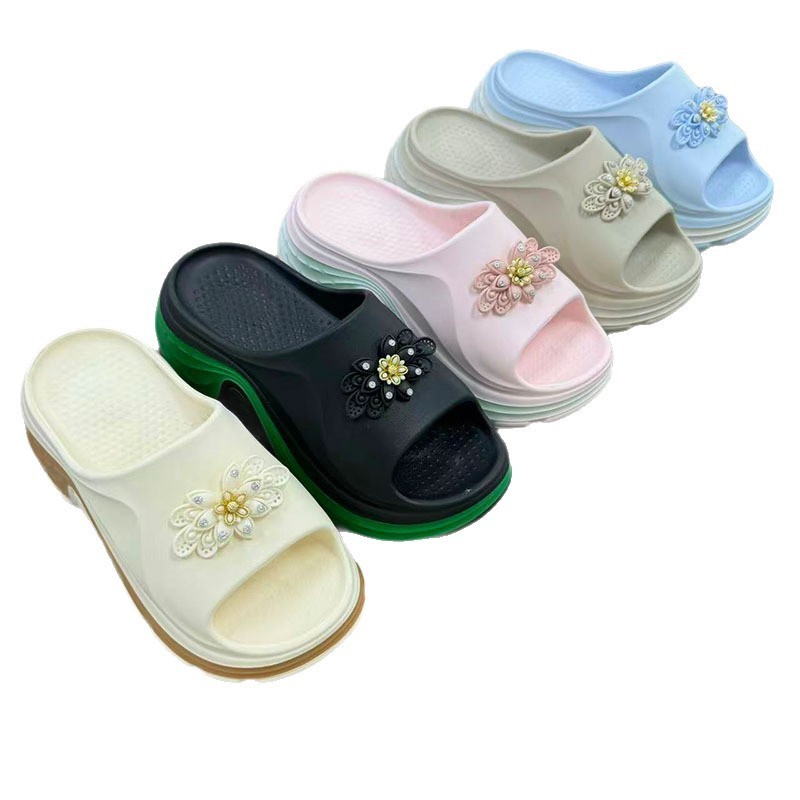 1763435518732004.jpg 雅购特拖鞋