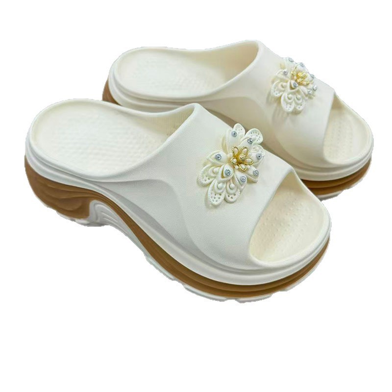 1763435524878807.jpg 雅购特拖鞋