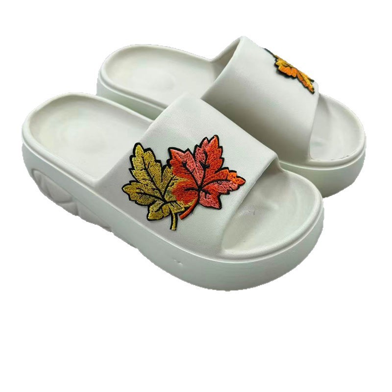 1763435652978319.jpg 雅购特拖鞋