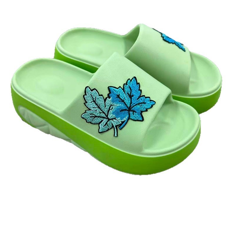 1763435671576855.jpg 雅购特拖鞋