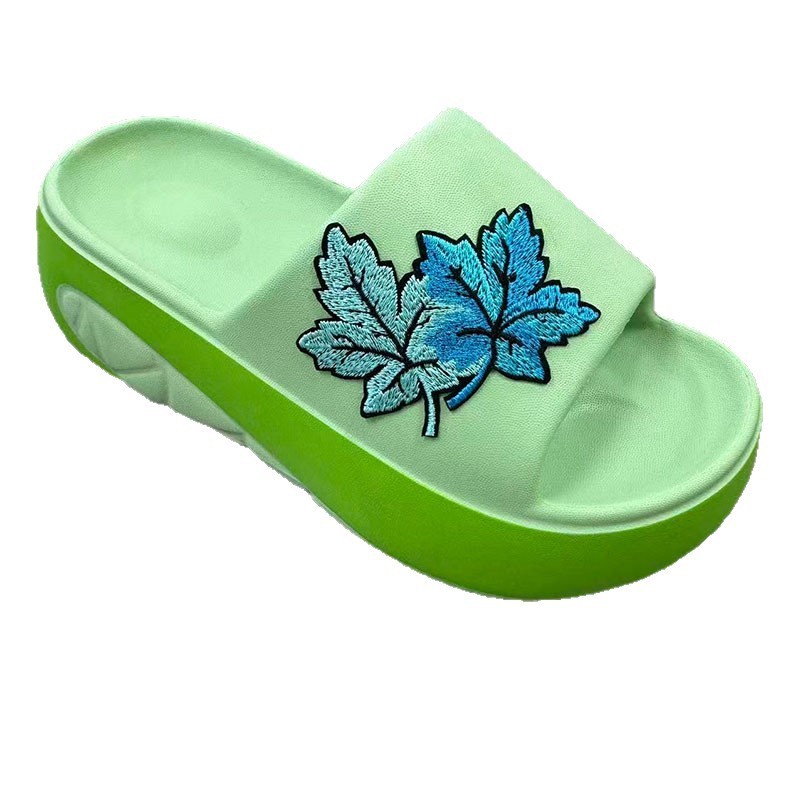 1763435671738787.jpg 雅购特拖鞋