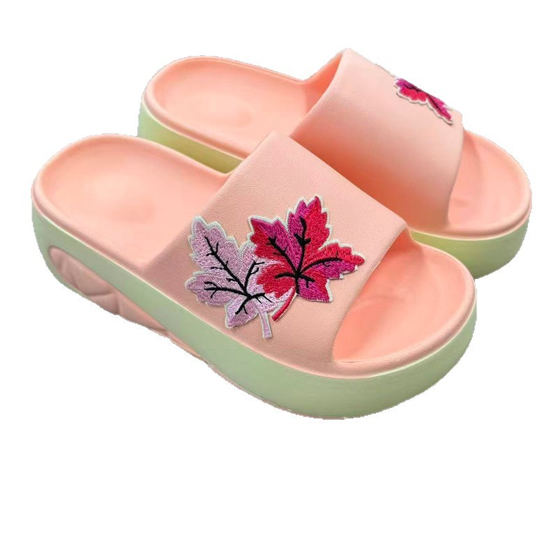 1763435677525368.jpg 雅购特拖鞋