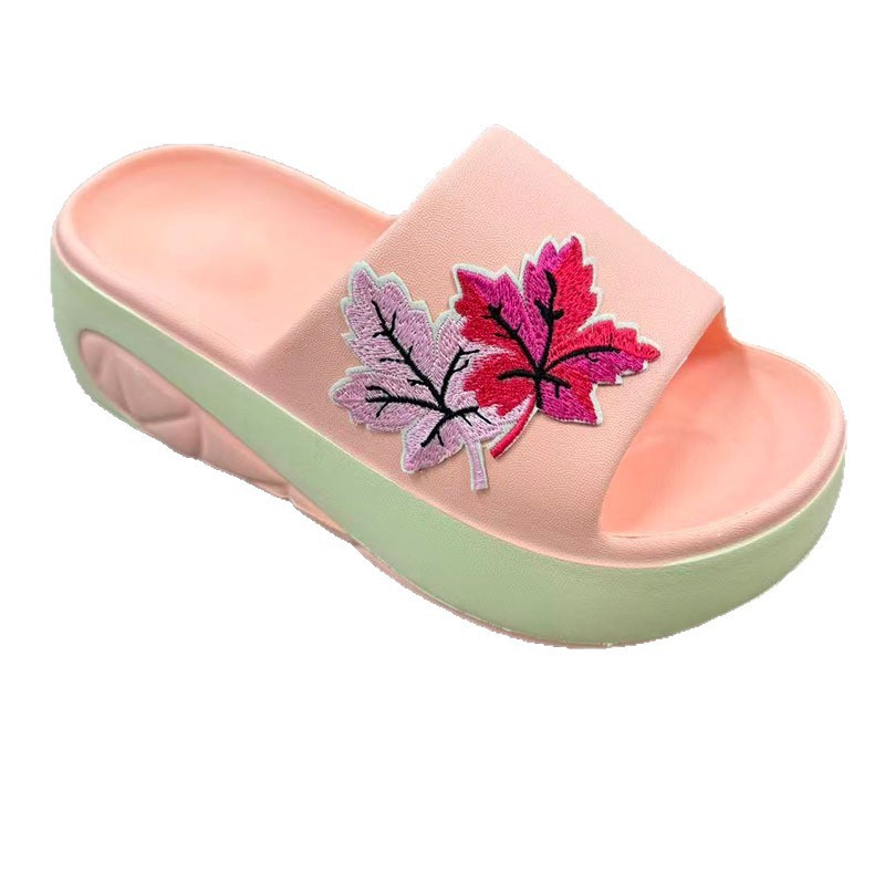 1763435678562496.jpg 雅购特拖鞋