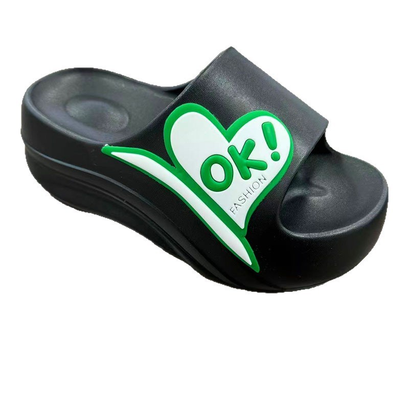 1763459320667081.jpg 雅购特拖鞋